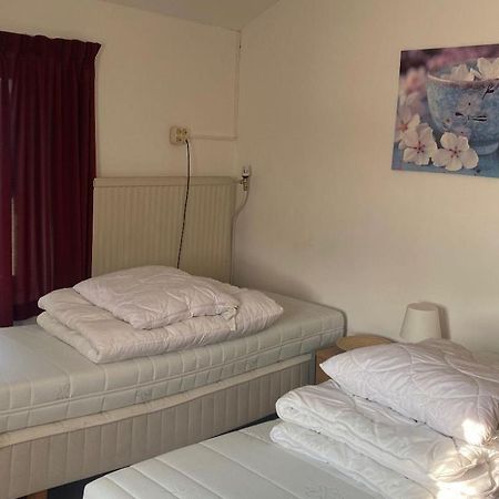 Bed and Breakfast Gasterij De Brabander Someren Exterior foto